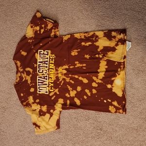 Iowa state T-shirt size large
